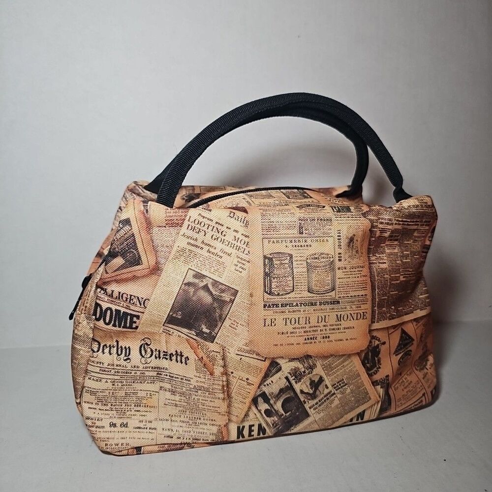 Old Newspaper Graphic Insulated Lunch Bag NEW WO TAG